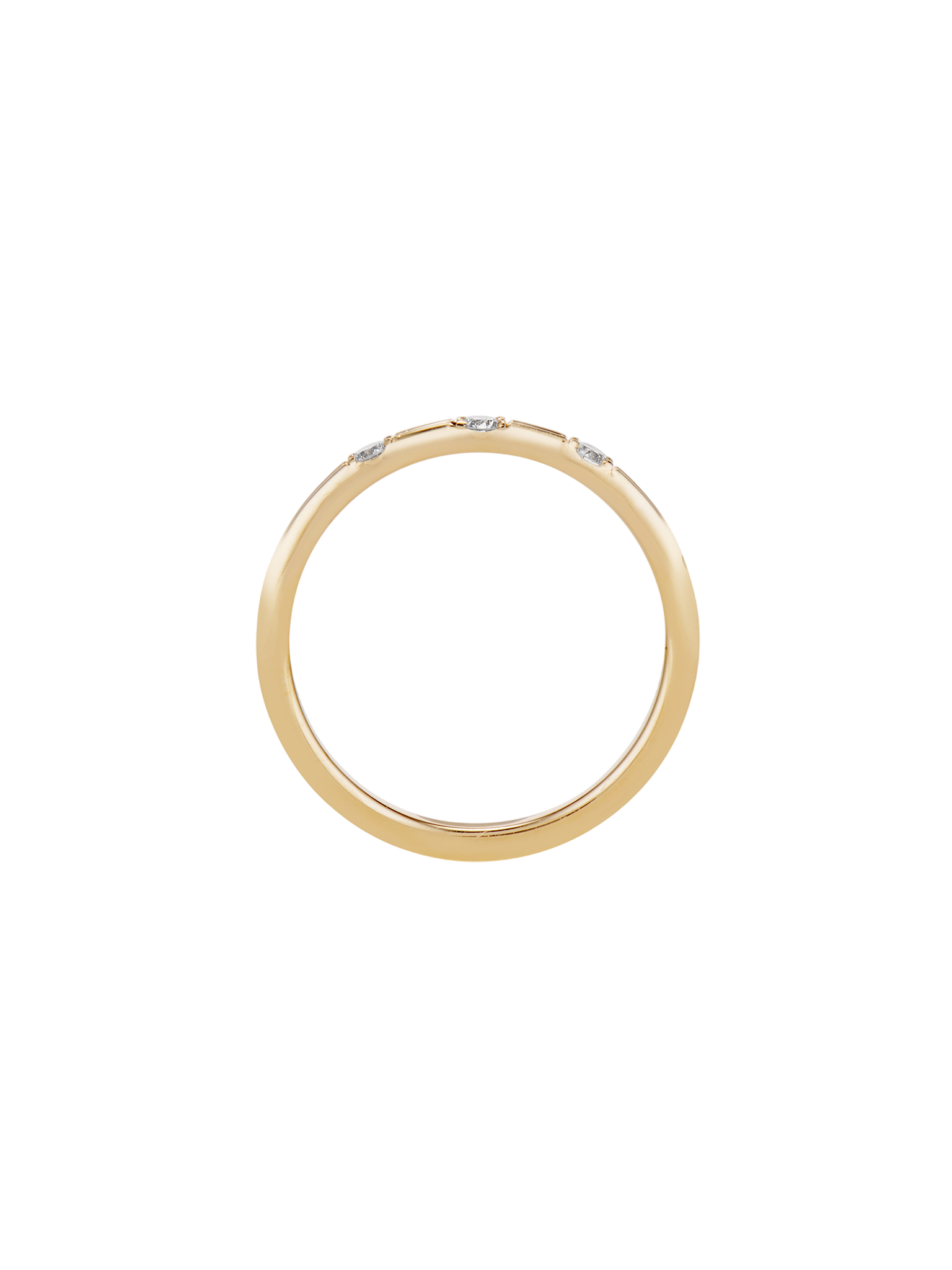 Space between band - 3 stones